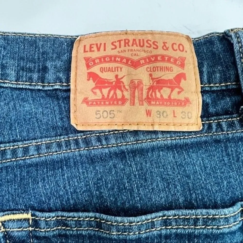 LEVIS 505 ‎ Blue Jeans 30 Waist Classic Straight Leg Short Inseam 27.75